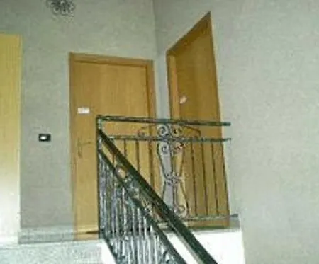 - Bormio - Livigno - Santa Caterina - Stelvio Hostel Sondalo