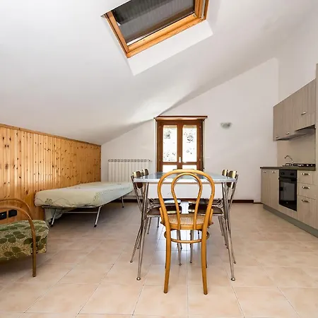 - Bormio - Livigno - Santa Caterina - Stelvio * סונדאלו