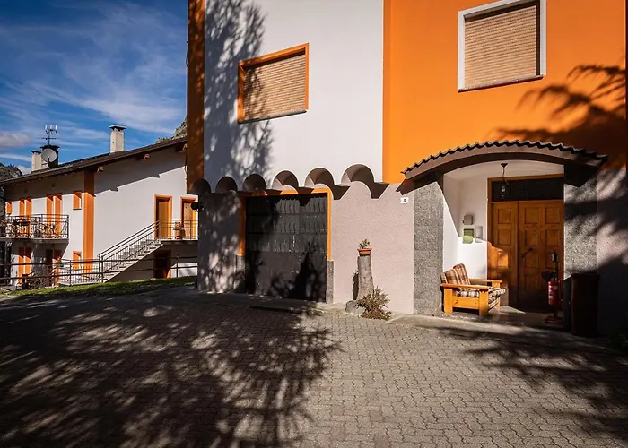 - Bormio - Livigno - Santa Caterina - Stelvio Sondalo