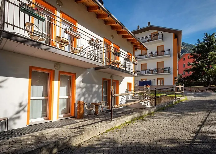 Hostel - Bormio - Livigno - Santa Caterina - Stelvio Sondalo