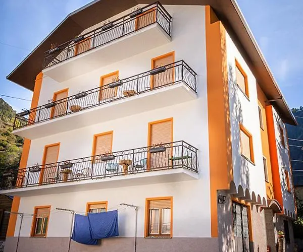 - Bormio - Livigno - Santa Caterina - Stelvio Sondalo