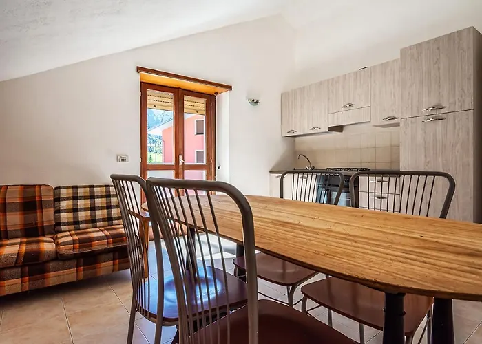 - Bormio - Livigno - Santa Caterina - Stelvio Hostel *