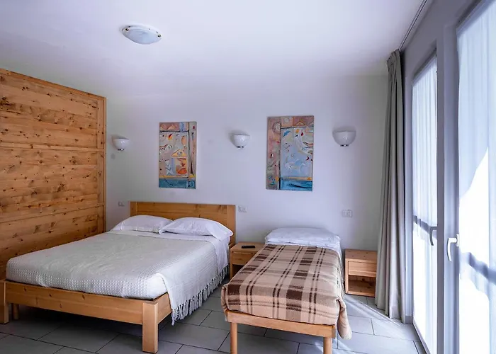 - Bormio - Livigno - Santa Caterina - Stelvio Hostel